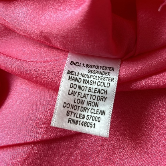 Monteau Barbie Bubblegum Pink Dress Scalloped hem - Picture 3 of 9